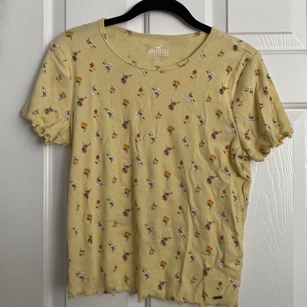 Hollister yellow floral top